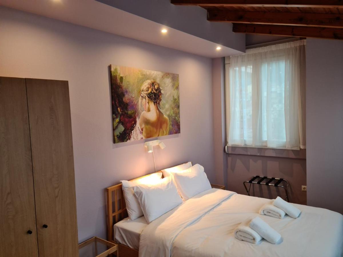 Comfy Urban Apartment Яніна Екстер'єр фото